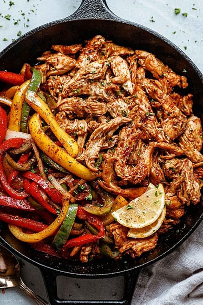 EASY CHICKEN FAJITAS